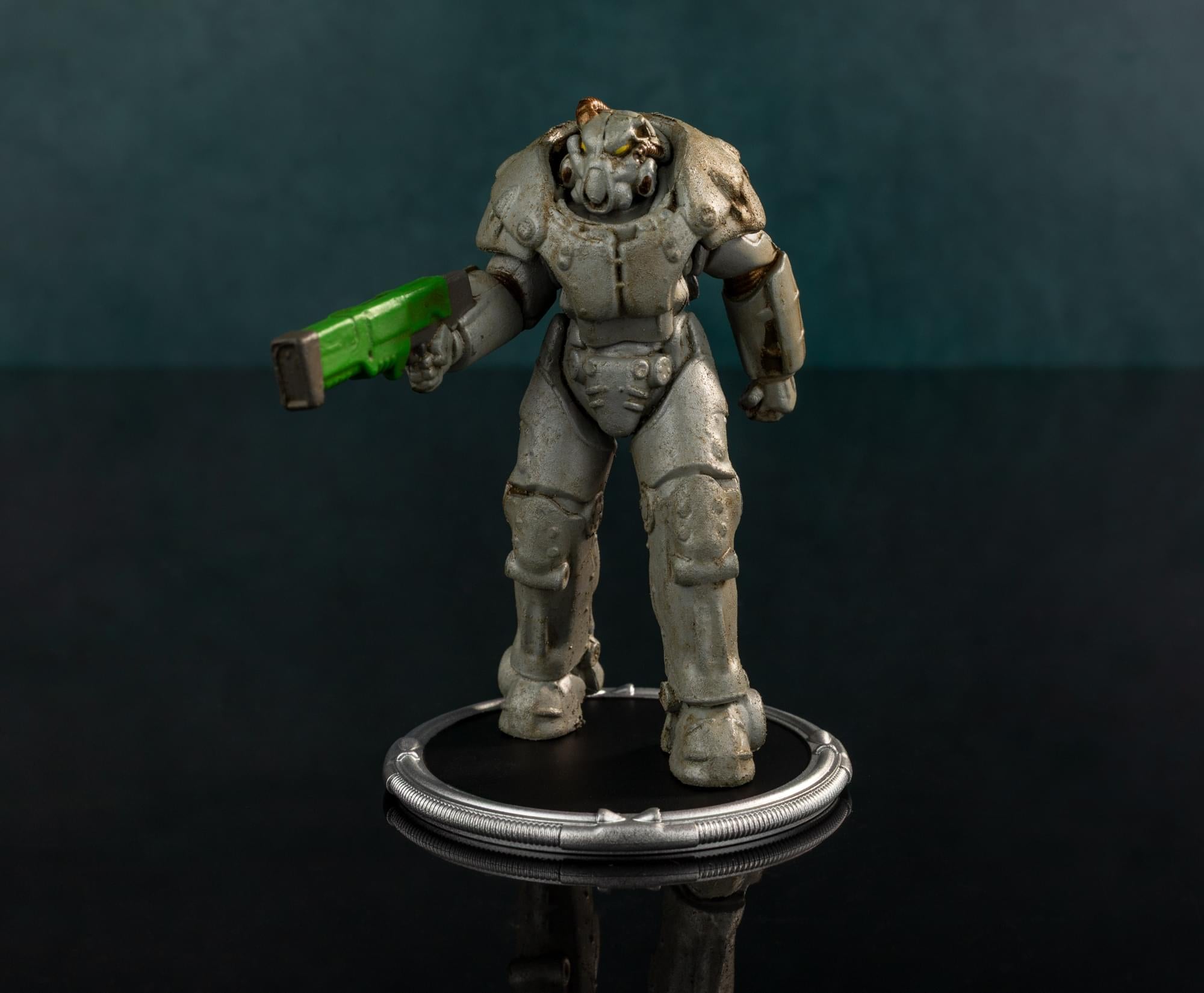 Fallout X01 and Protectron Mini Figure Set (Build-a-Figure Deathclaw)